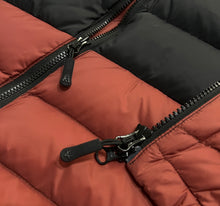 Load image into Gallery viewer, COLD FUSION PUFFY - BLACK/BRICK
