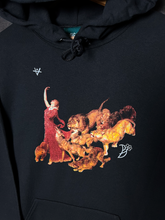 Load image into Gallery viewer, LEADER HOODIE - BLACK
