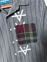 Load image into Gallery viewer, POCKET SWAP REVERSE HEM SHIRT - GREY
