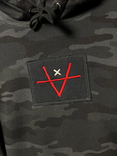 Load image into Gallery viewer, LOOMIS HOODIE - BLACK CAMO
