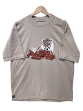 Load image into Gallery viewer, HUNGER TEE - SAND
