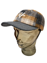 Load image into Gallery viewer, OLIVER WOOL CAP - BROWN PLAID
