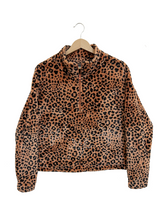 Load image into Gallery viewer, FORMATION FLEECE - LEOPARD
