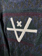 Load image into Gallery viewer, COZY SWEATER 5 - GREY/MAROON
