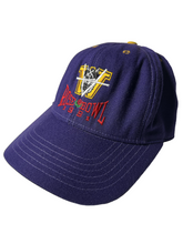 Load image into Gallery viewer, WASHINGTON HUSKIES CAP 4 - PURPLE
