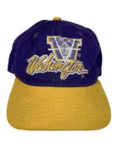 Load image into Gallery viewer, WASHINGTON HUSKIES CAP 1 - PURPLE/YELLOW
