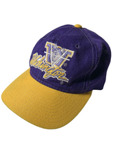 Load image into Gallery viewer, WASHINGTON HUSKIES CAP 1 - PURPLE/YELLOW

